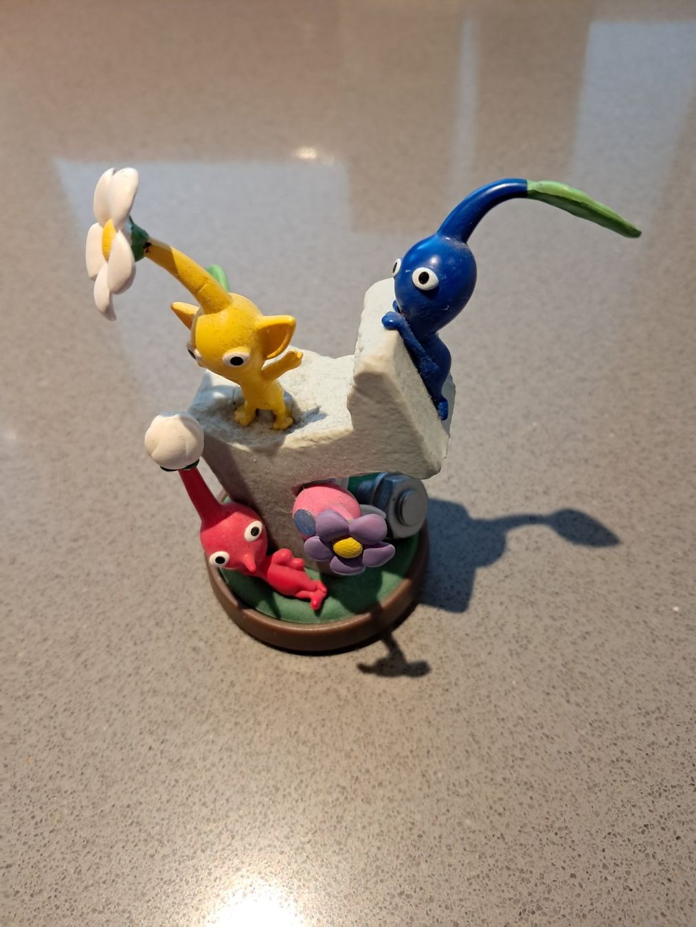 Nintendo Statuette: Amiibo Pikmin – Usato da Liestal venduto da nemi-lou