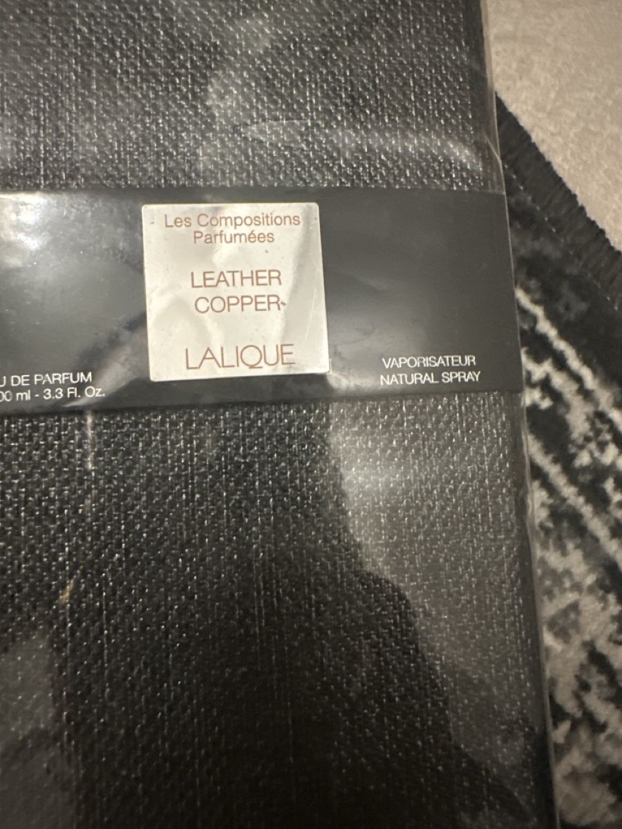 Lalique Profumi & Eau de Toilette: Lalique Leather Copper Eau de Parfum 100ml Neu – Nuovo e nell'imballaggio originale da Dietikon venduto da vithya88 1