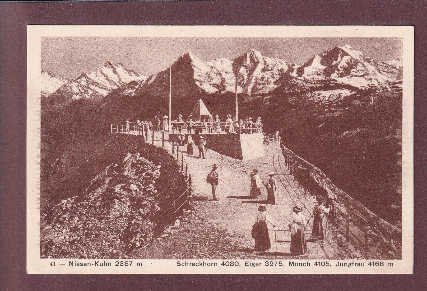 Cartes postales: NIESEN-KULM - Leute – D'occasion à Pully par nicecards