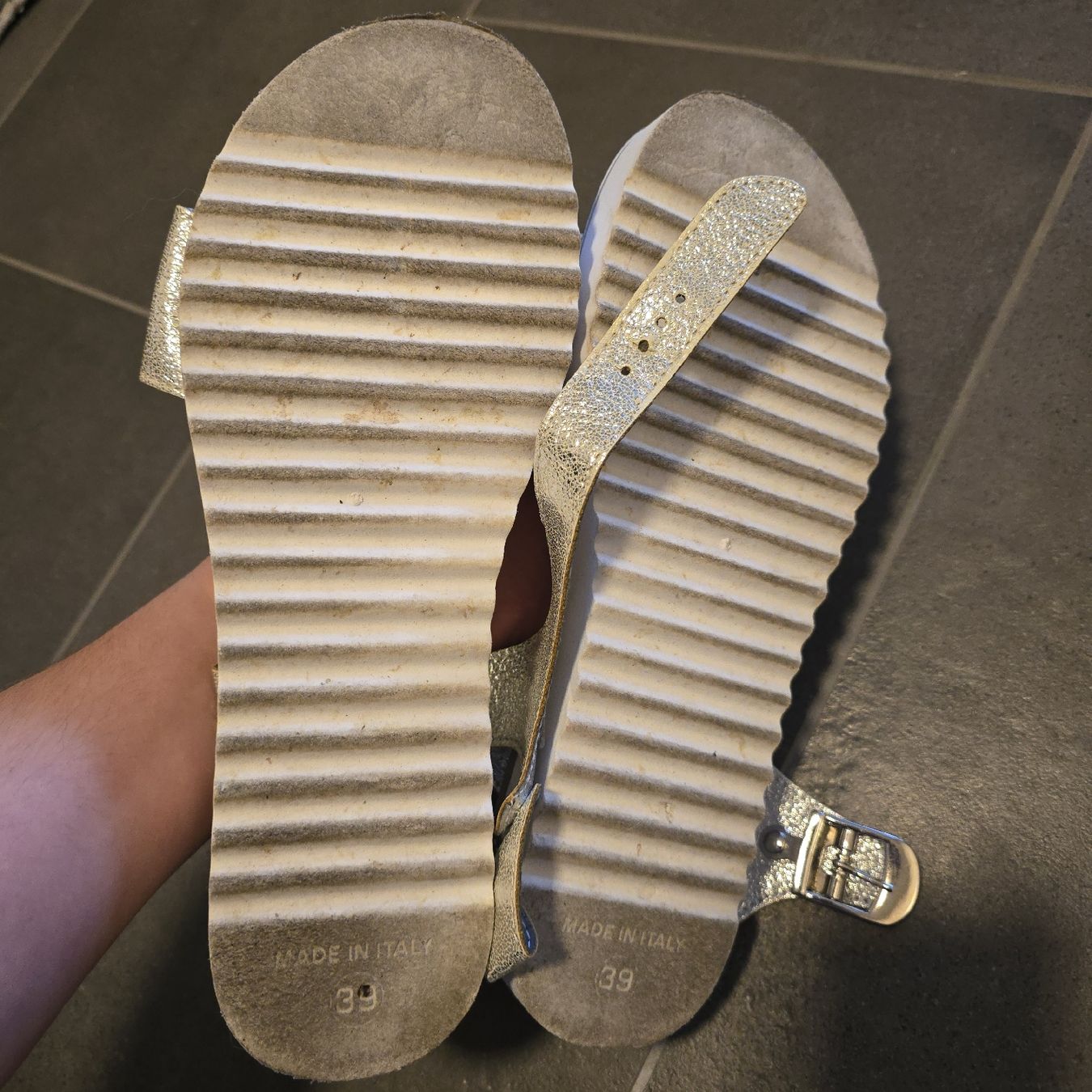 Tata Scarpe da donna: Sandales TATA – Usato da Zürich venduto da lar_d9pc 1