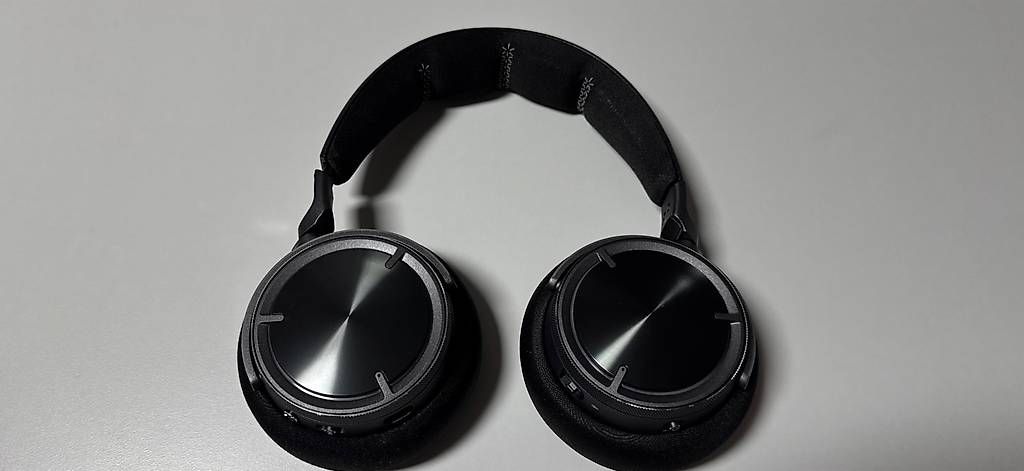 Cuffie: CORSAIR Virtuoso MAX Wireless – Usato da Ostermundigen venduto da skulls_13 2