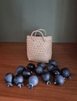 Korb mit Blaubeeren für Puppenhaus, Maileg. 