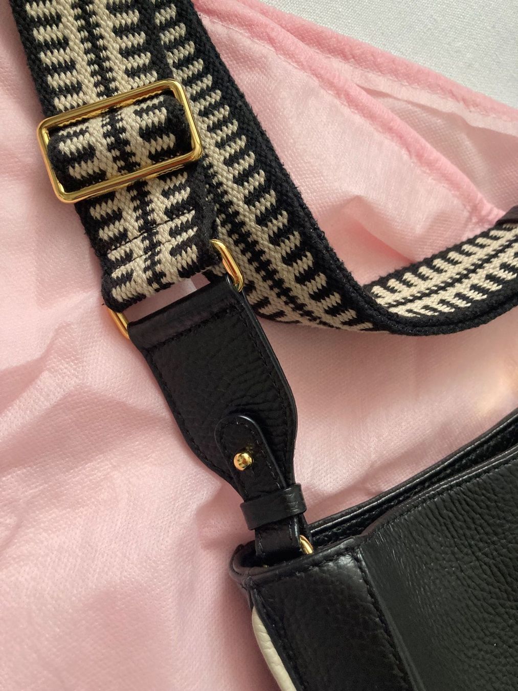 Coccinelle Taschen für Damen: Coccinelle Leder Handtasche – Neu (gemäss Beschreibung) aus Manno von tin_2vgz 3