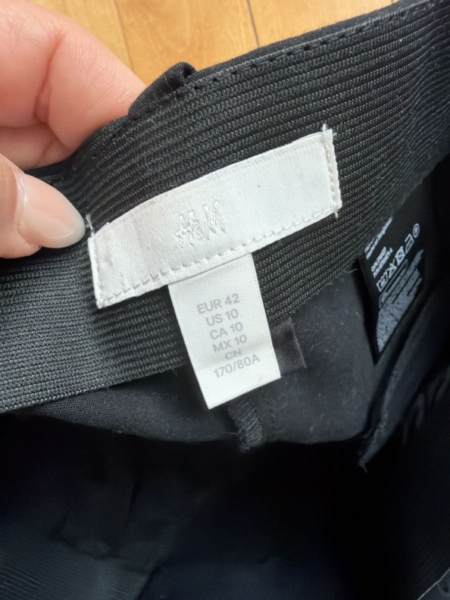 H&M Pantaloni: H&M Hose – Usato da Solothurn venduto da Vintage87 1