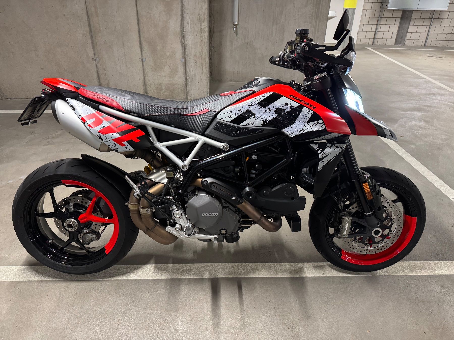 Ducati Strada: Ducati Hypermotard 950 RVE – Usato da Arlesheim venduto da Theo_Retisch 3
