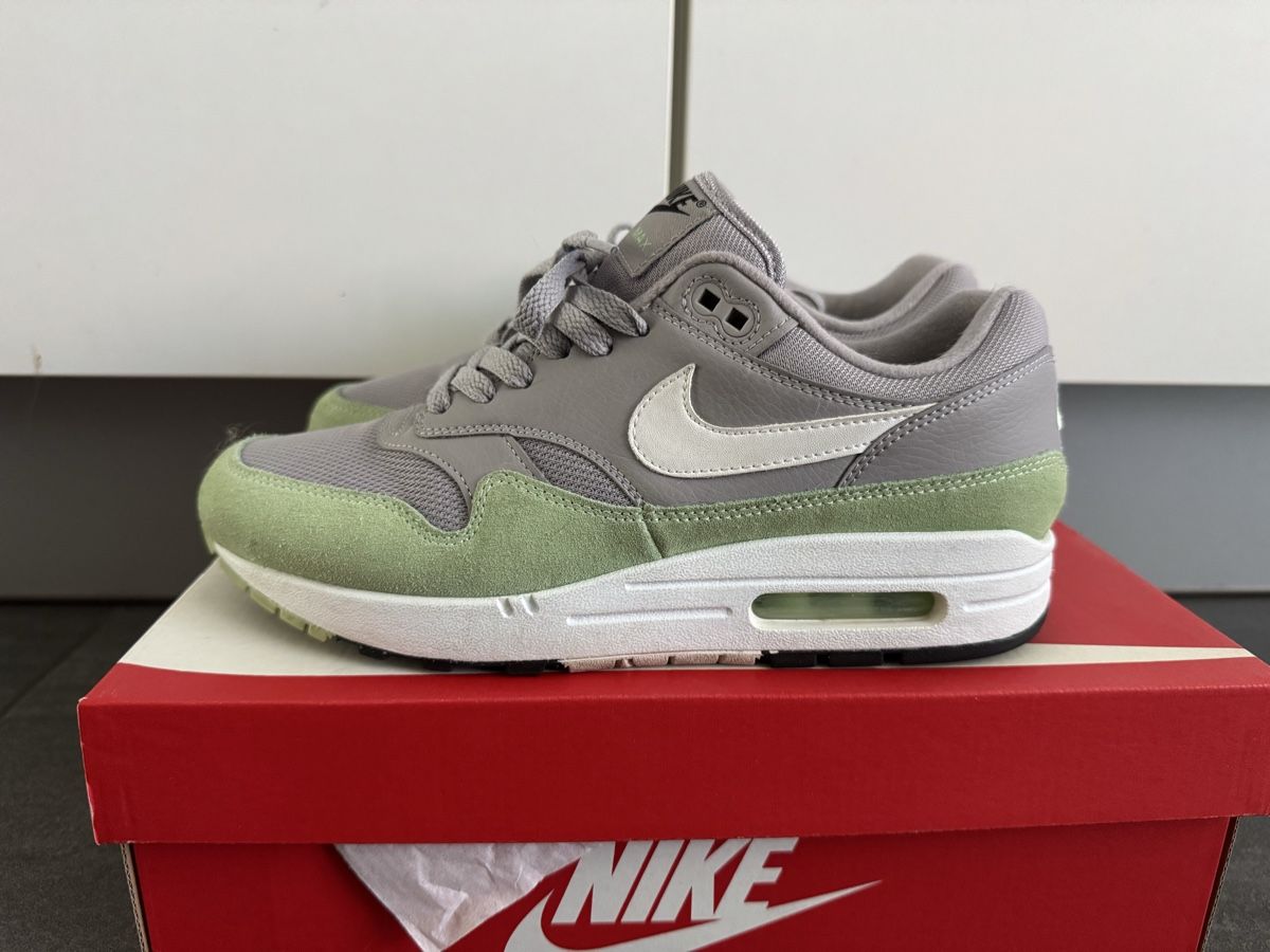 Nike Herrenschuhe: Nike Air Max 1 Fresh Mint Gr:40,5 – Gebraucht aus Sissach von Kicks13