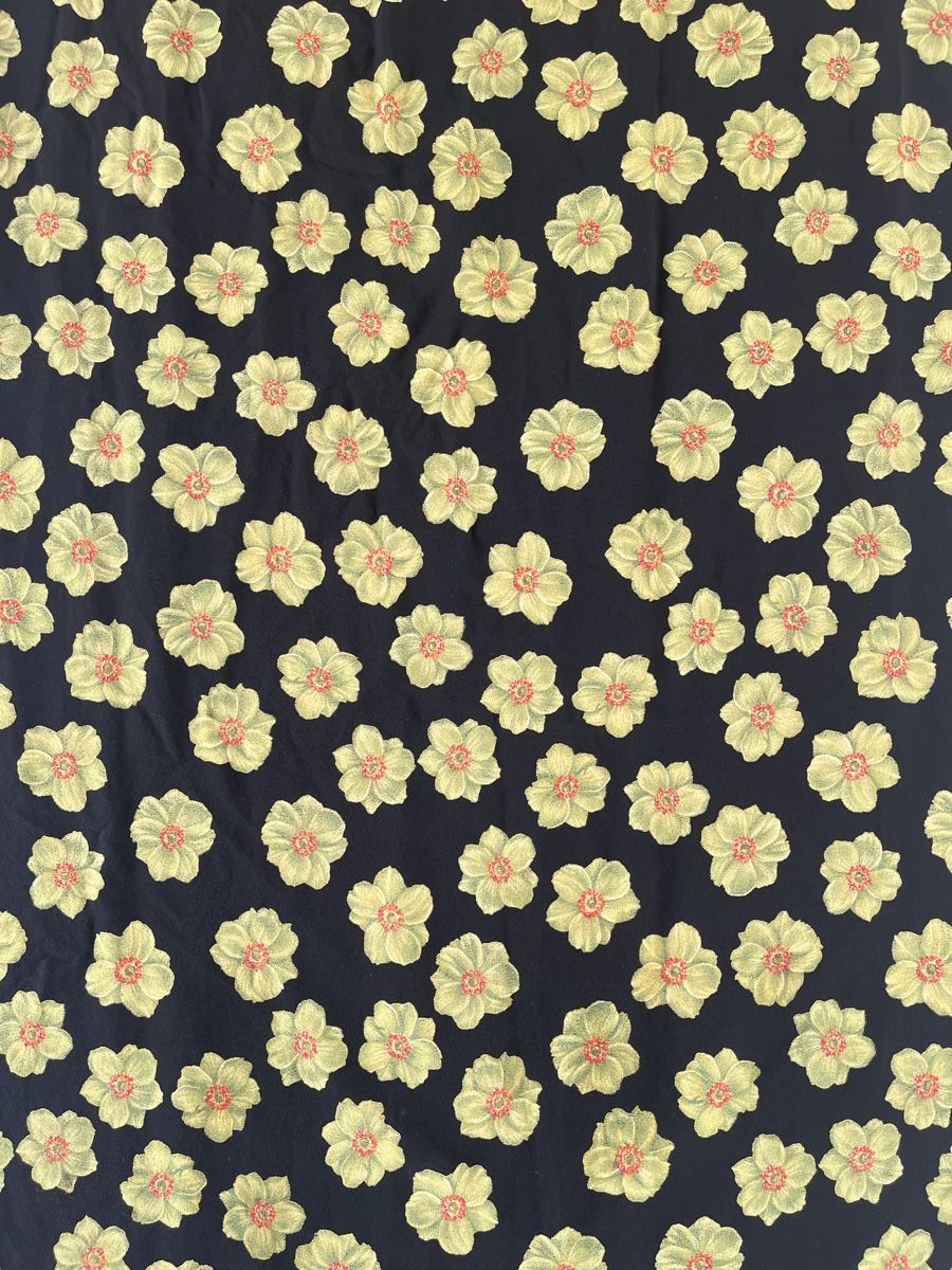 Fabric Frontline Foulard & Sciarpe: Seidenfoulard / Fabric Frontline – Usato da Wetzikon ZH venduto da seli03 2
