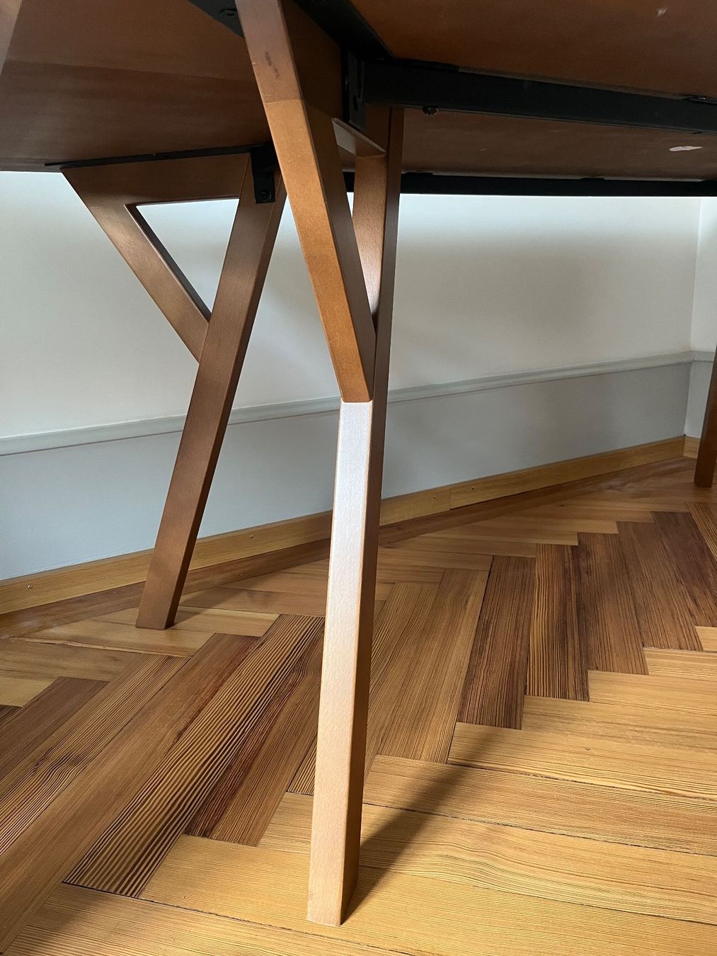 Pfister Tables: Esstisch / Schreibtisch – D'occasion à Bern par nic_c5xt 1