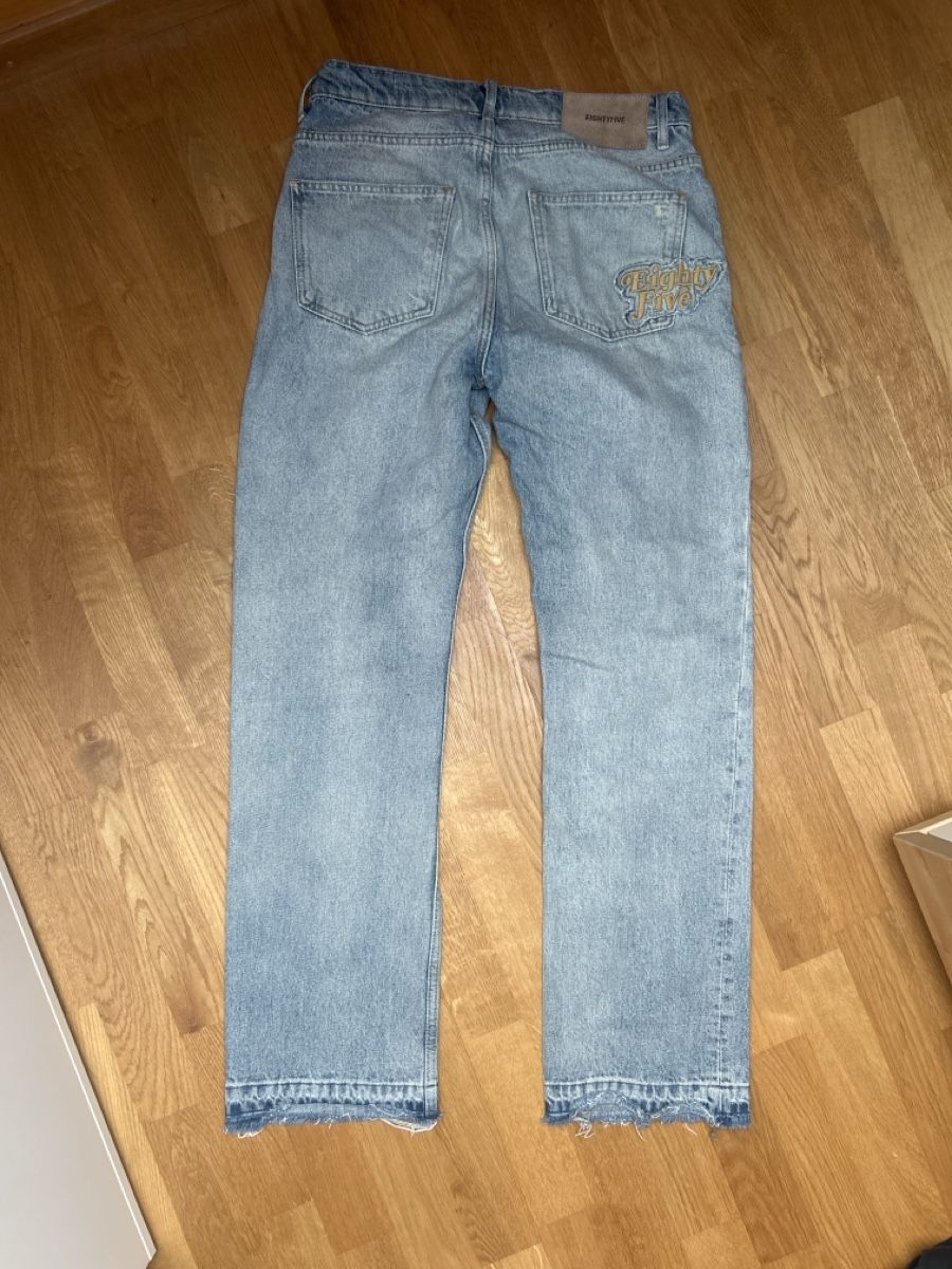 Jeans: Eighty Five Jeans – Nuovo (secondo la descrizione) da Gwatt (Thun) venduto da viv_k57m 1