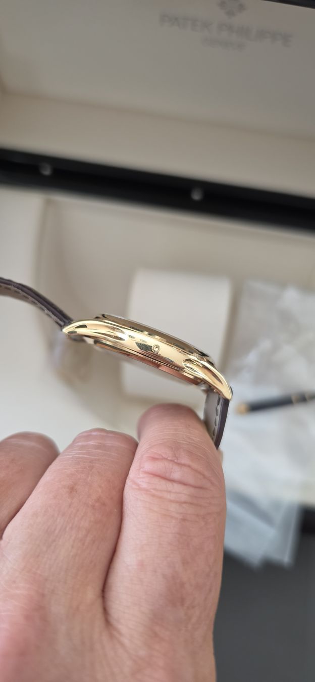 Patek Philippe Orologi: Patek Philippe ewiger Kalender 5327J-001 – Nuovo (secondo la descrizione) da Jeuss venduto da Valueman 5