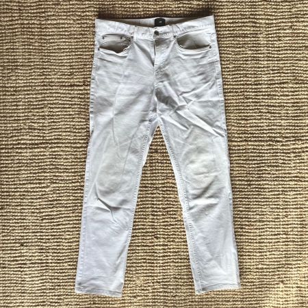 H&M – Weisse Hose [EUR 32]
