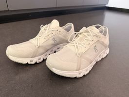 On Schuhe Grösse 44
