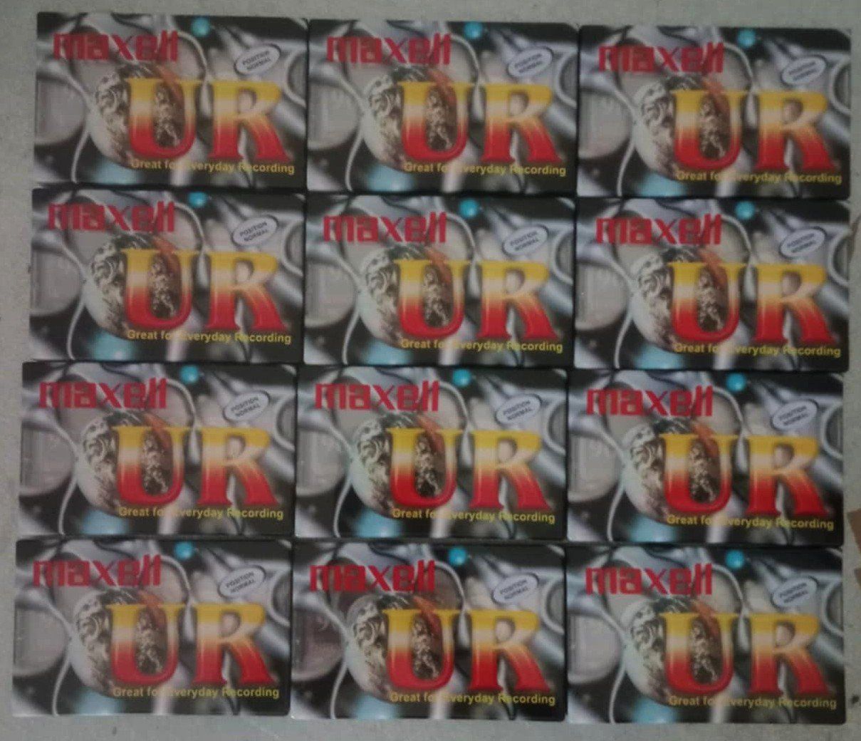 Musicassette: MAXELL UR 90 - cassette MC / scellées – Nuovo e nell'imballaggio originale da Le Locle venduto da borgespatricia 2