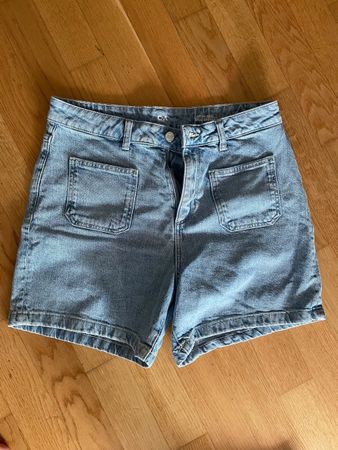 Damen Shorts Gr 38