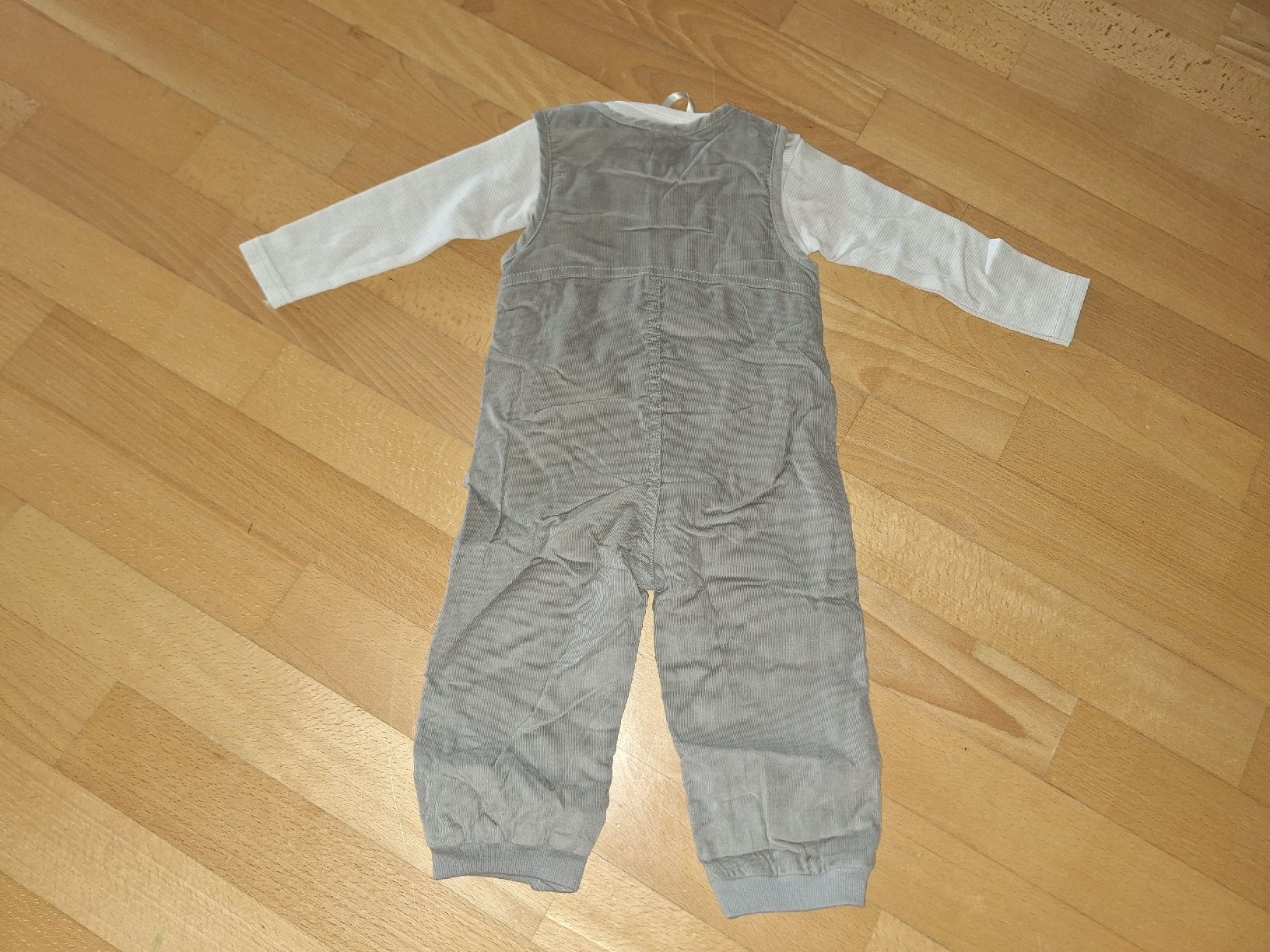 Lotti di vestiti: 2-teiliges Set in Gr. 74 NEU – Nuovo (secondo la descrizione) da Oberrieden venduto da smarties949 2