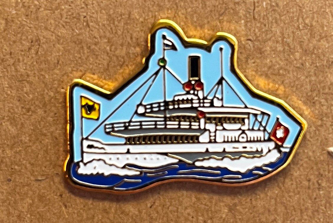 Swiss Placchette & Badge: Pin, Vierwaldstättersee Schiff – Usato da Obernau venduto da Wgnom