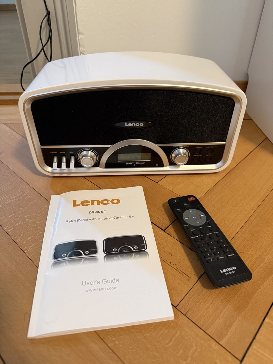 Lenco Radios: Lenco Retro Radio mit Bluetooth und DAB+ – Gebraucht aus Zürich von anaseitz