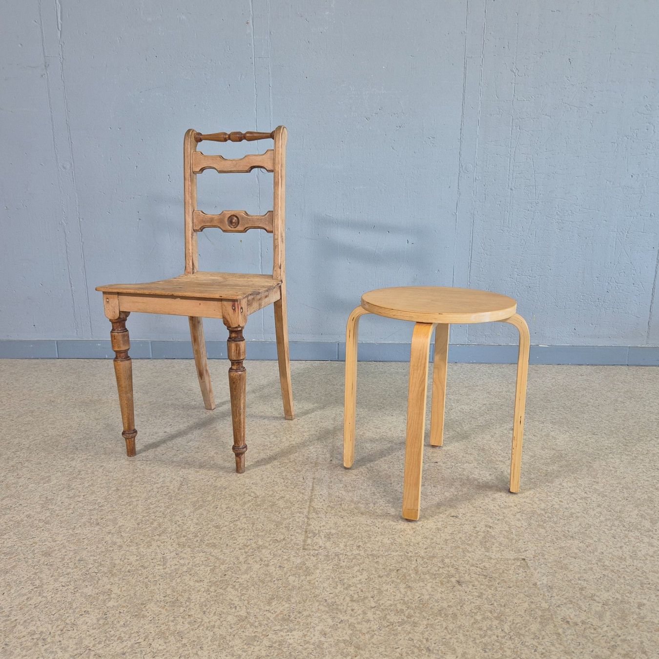 Ikea Sgabelli: Frosta Style Stool Hocker Stapelhocker Style Alvar Aalto – Usato da Nottwil venduto da Wondewa-Shop 2