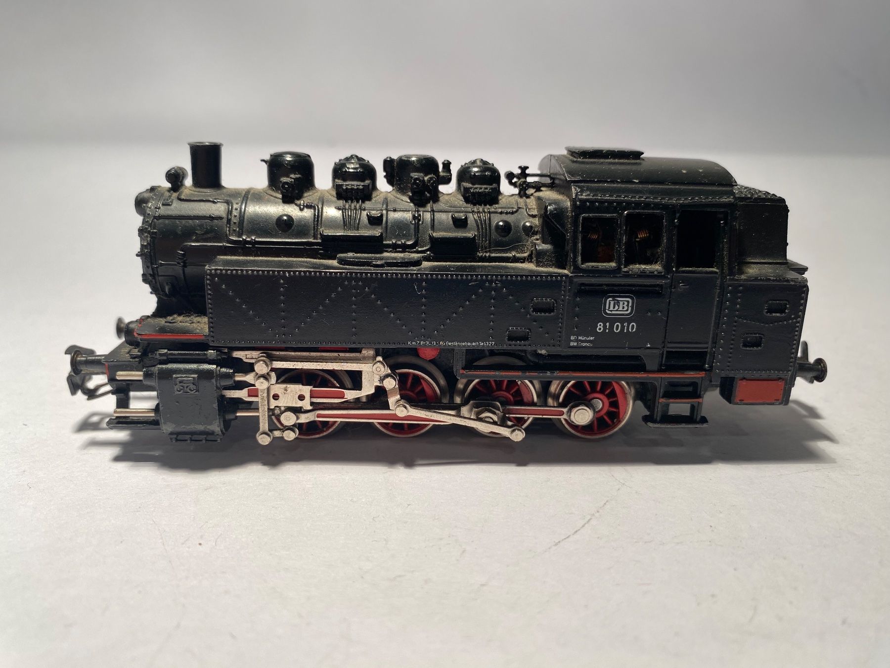 Märklin Modellini di ferrovie: Märklin, Dampflok DB 81 010, AC Analog – Usato da Buchrain venduto da Modellbahn11 1