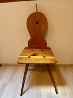 Stuhl Stabelle Holz antik 