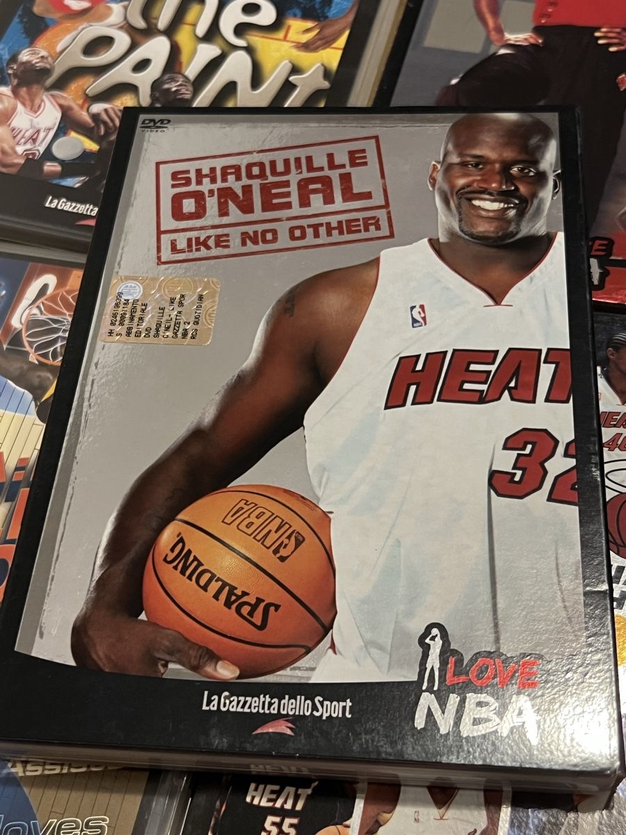 Tutti i VHS: NBA Collection Michael Jordan, Shaq, Larry Bird + VHS NCAA D – Nuovo (secondo la descrizione) da Muralto venduto da dan_pf8r 8