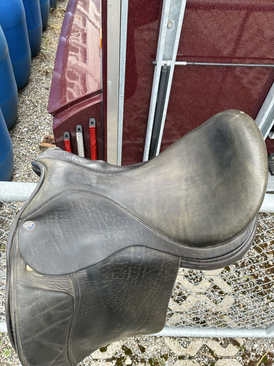 Sattel & Sattelzubehör: Reitsattel – Gebraucht aus Bönigen von heha2