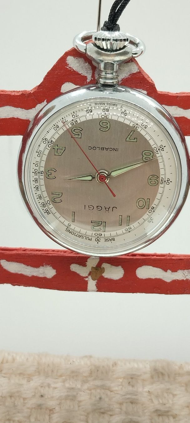 Orologi: montre pendentif infirmière jaggi – Usato da La Chaux-de-Fonds venduto da jac_9llg 1