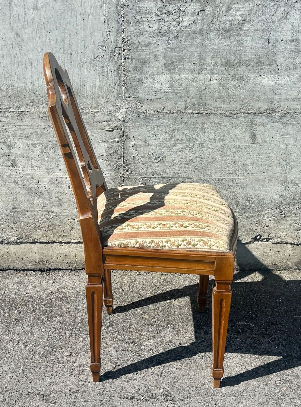 Sedie: Original antiker Biedermeier Stuhl mit Polster – Usato da Lüchingen venduto da Eeizo 3