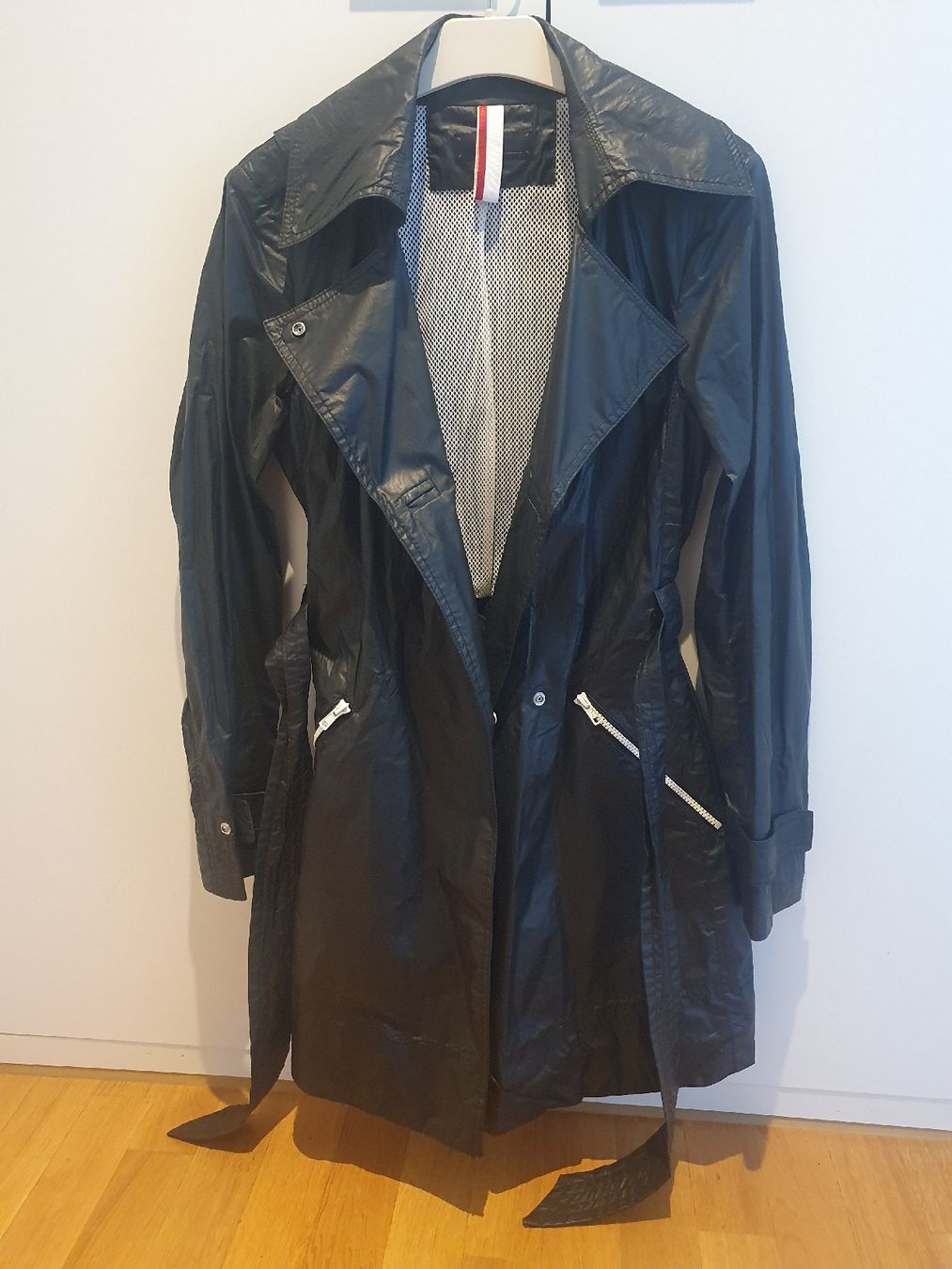 Cinque Cappotti: CINQUE Trenchcoat Leder-Look Gr. 36 – Usato da Horgen venduto da webcaro411 1