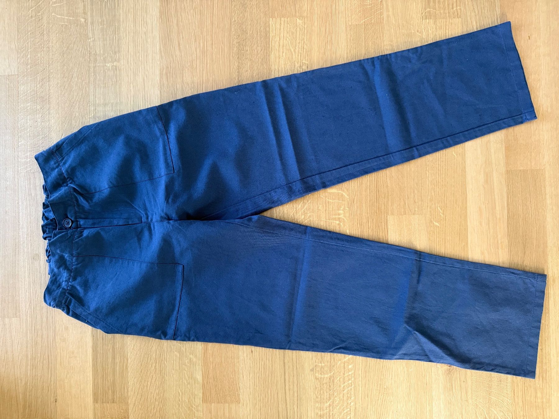 Pantaloni: dunkelblaue Sommerhose Grösse 158 – Usato da Hünibach venduto da rotestandem01