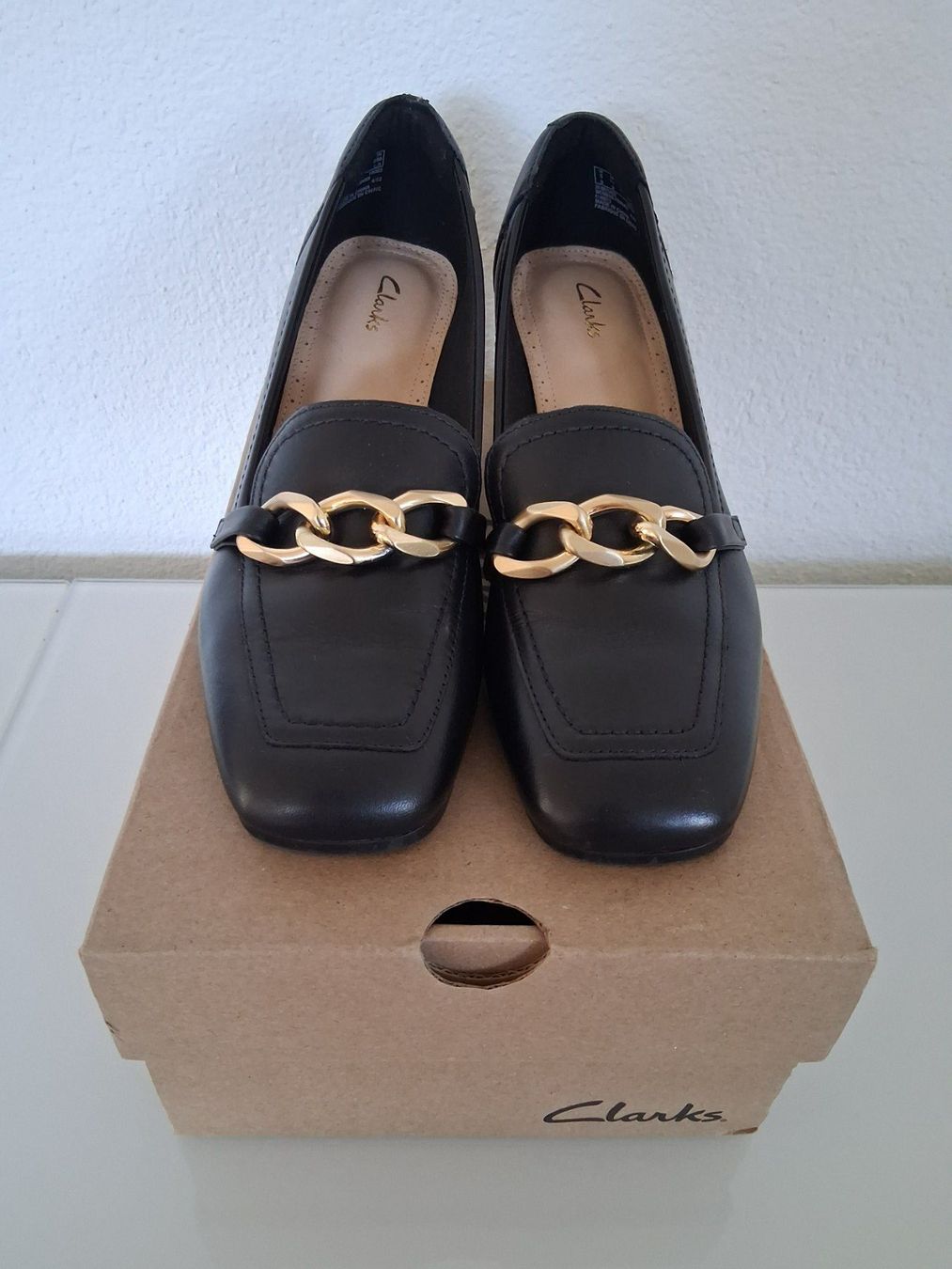 Clarks Damenschuhe: Clarks Schuhe Pumps 38 neuwertig – Neu (gemäss Beschreibung) aus Lengnau AG von Nathi88 1