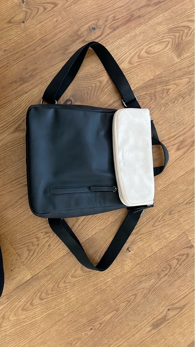 Kapten & Son Zaini: Kapten and Son Rucksack – Nuovo (secondo la descrizione) da Niederwangen BE venduto da Chiara_Bo