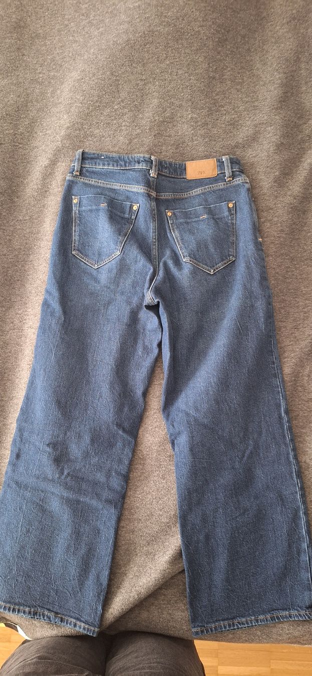 Zara Lots de vêtements: Jeans Zara+Shirt only – D'occasion à Mumpf par SwissDi 3
