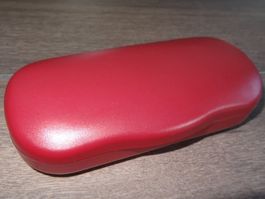 Étui à lunettes rouge Fielmann rigide très bon état