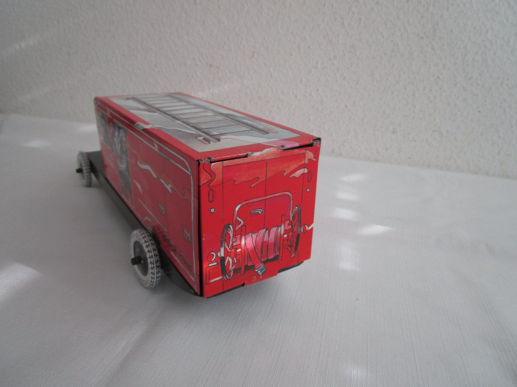 Modellini d'auto: Blech - Auto vom Läckerli Huus – Usato da Binningen venduto da Oldfashion 3