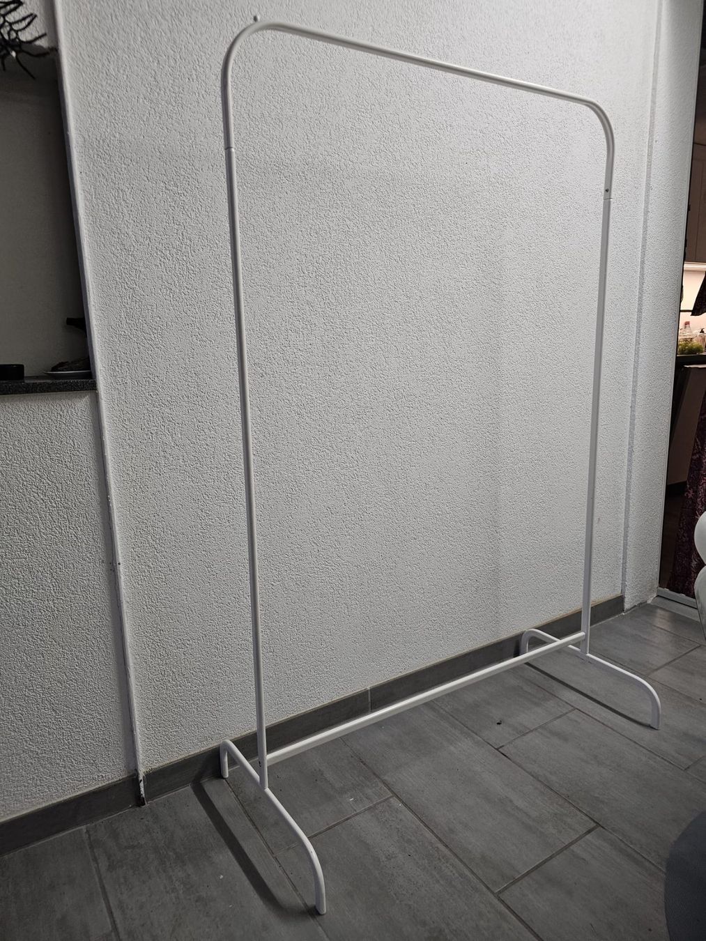 Ikea Garderobe: Kleiderstange von Ikea – Gebraucht aus Dörflingen von mmi_wm9w