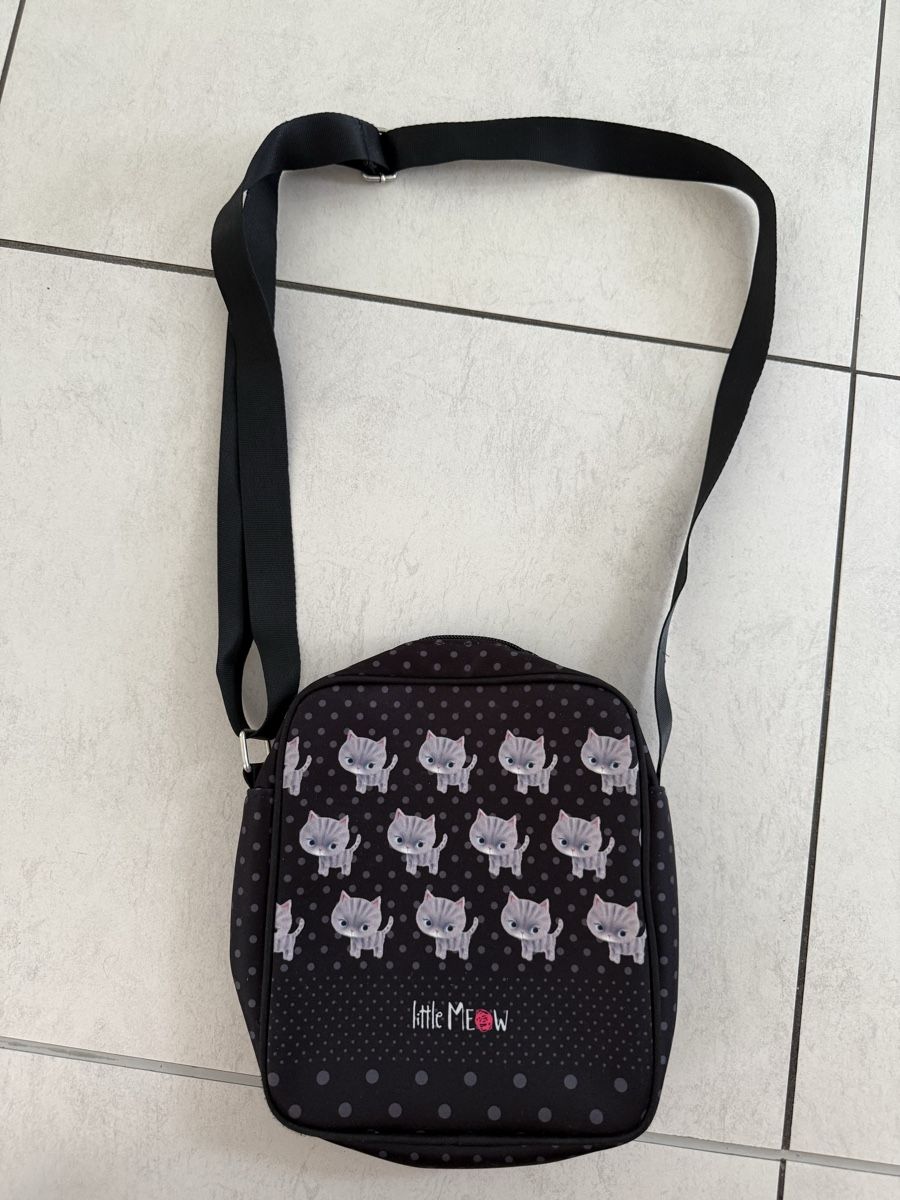 Borse & Zaini: Borse varie / verschiedene Handtaschen – Usato da Preonzo venduto da olibo06