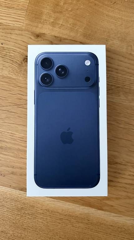 Telefoni cellulari / Smartphones: iPhone 17 Pro Max 256GB  – Usato da St. Margrethen SG venduto da rob_yyd7