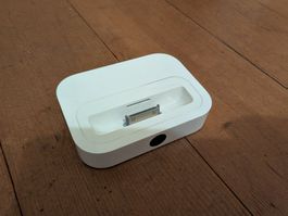 Apple Universal Dock, 30-Pin, für iPhone 4/iPod
