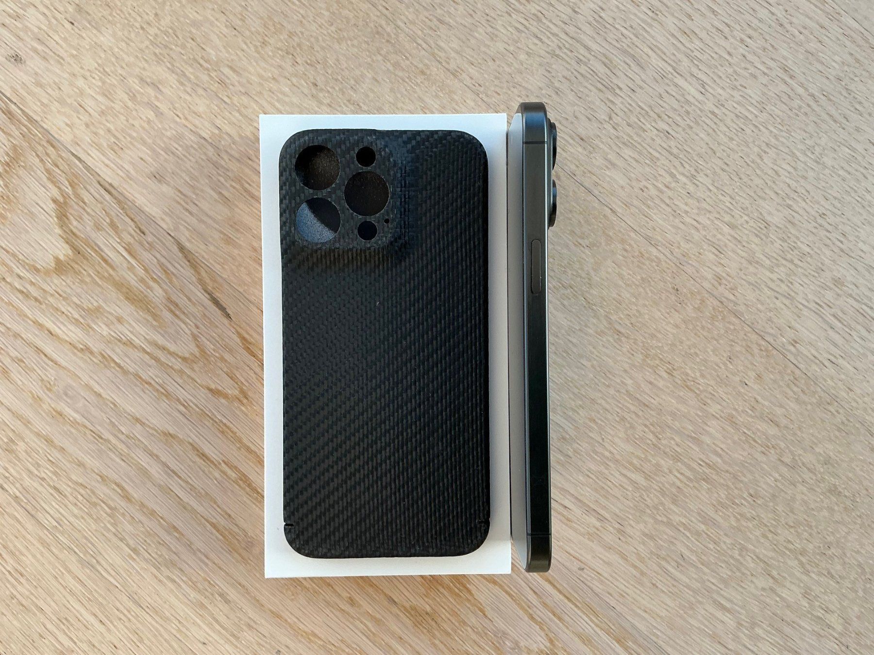 Apple Telefoni cellulari / Smartphones: Neuwertiges IPhone 15 Pro Max Black 256 GB – Usato da Dübendorf venduto da del_wbn5 1
