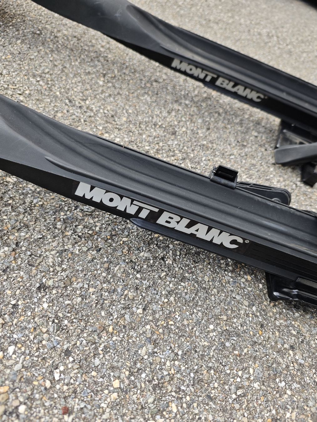Balken: Mont Blanc veloträger 2 stück universal ab 1 chf – Gebraucht aus Chur von Edina1994 2