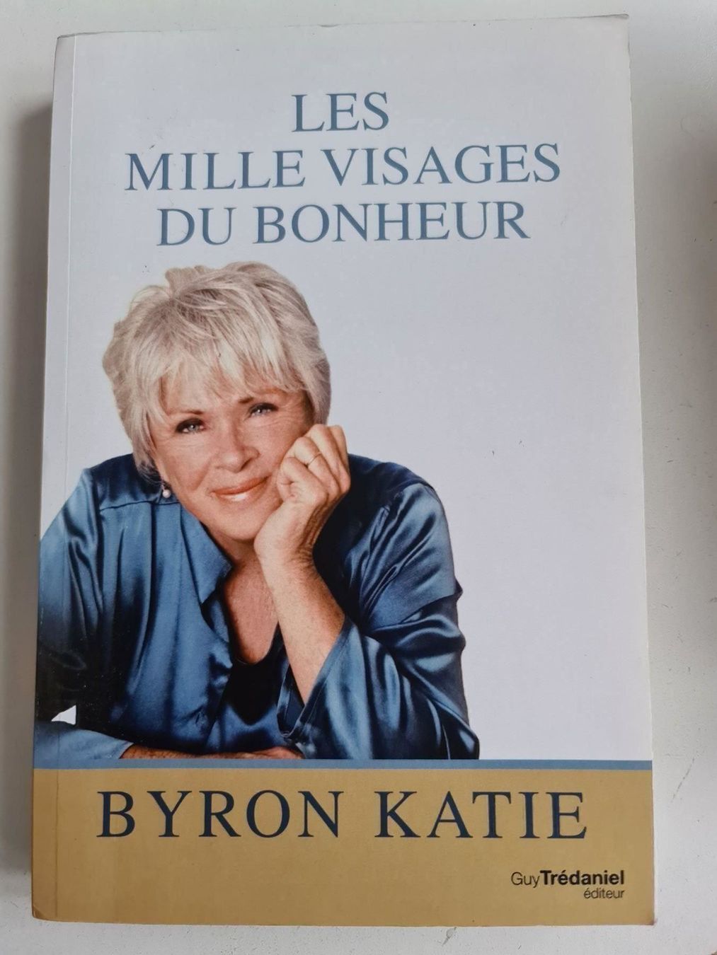 Libri: Les milles visages du bonheur - Neuf – Nuovo (secondo la descrizione) da Genève venduto da Saleena