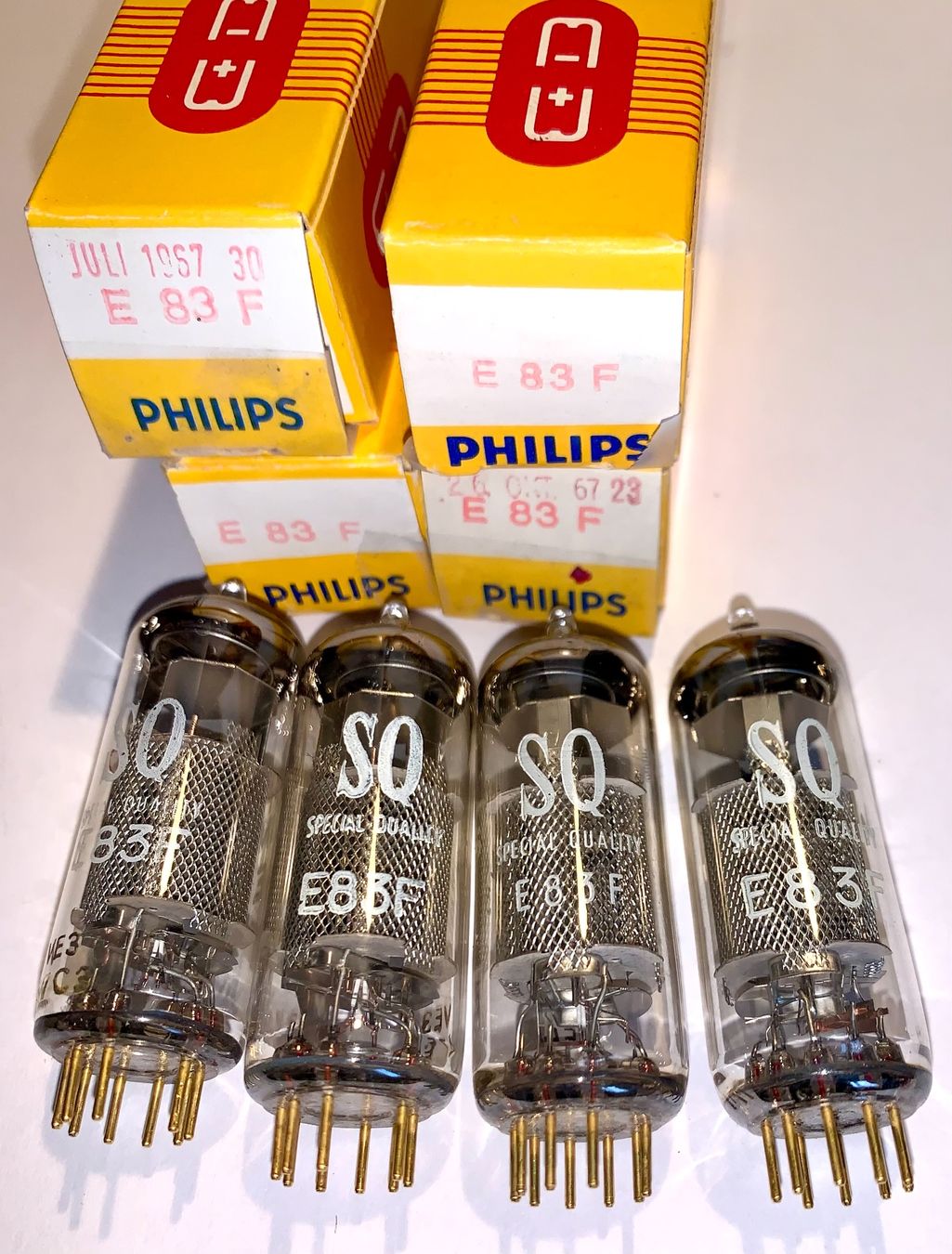 Philips Componenti elettronici: 4 Röhren E83F /6689(als NF-Audio-Pentode verwendbar),Philips – Nuovo (secondo la descrizione) da Biel/Bienne venduto da Oldradio 1