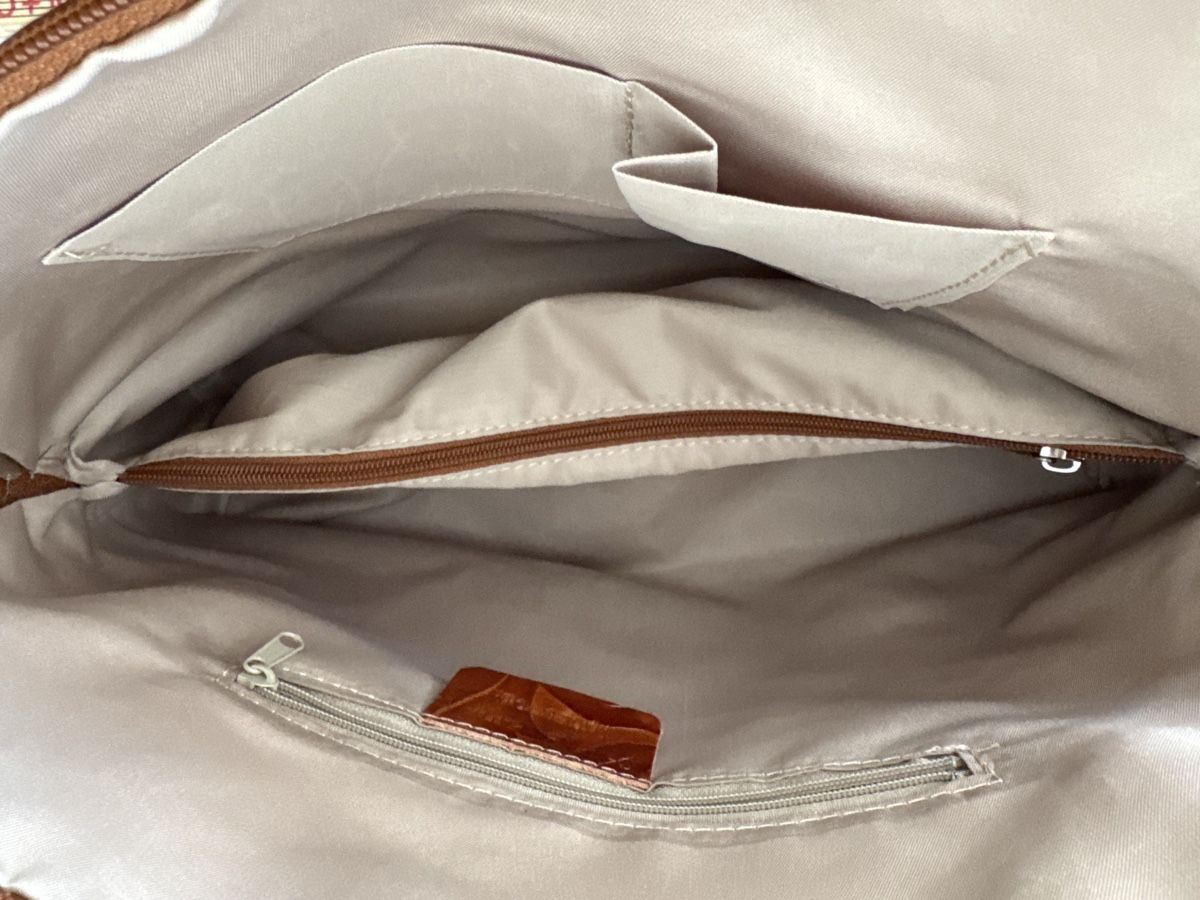 Borse da donna: Elegante Handtasch, Leder, mit Blumenmuster! – Nuovo e nell'imballaggio originale da Huttwil venduto da graesihu 3