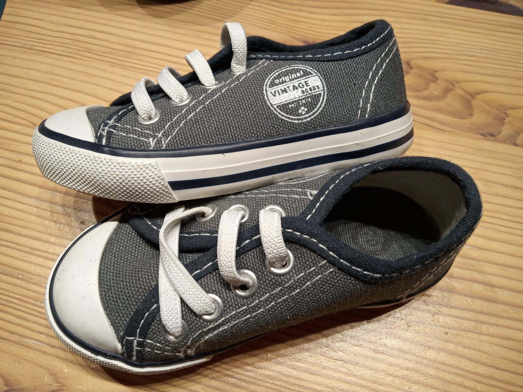 Scarpe per ragazzi: Baby Halbschuhe Grösse 20 – Nuovo (secondo la descrizione) da Büren SO venduto da swelch 1