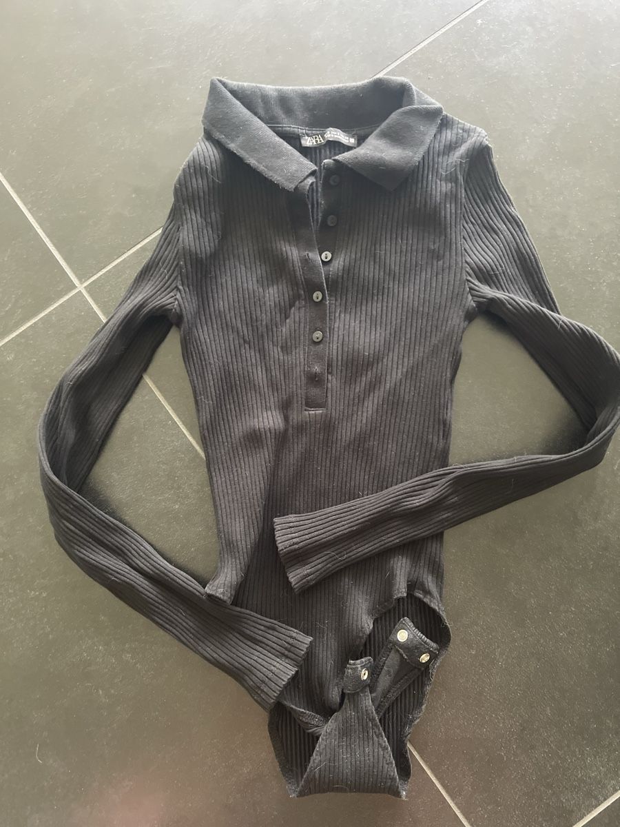 Zara T-shirt: Zara Body, Rippstrick, Schwarz, Gr. S – Nuovo (secondo la descrizione) da Bilten venduto da and_6hjn 3