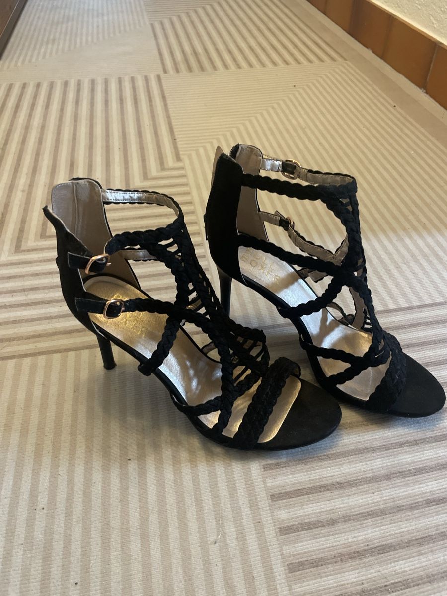 Scarpe da donna: Higheels Schwarz – Usato da Uster venduto da mir_7bzy