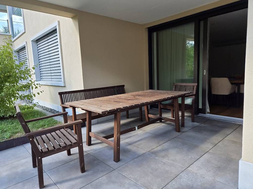 Set de table et chaises: Gartentisch, Bank, Stühle  – D'occasion à Schwyz par bal_j8w9 1