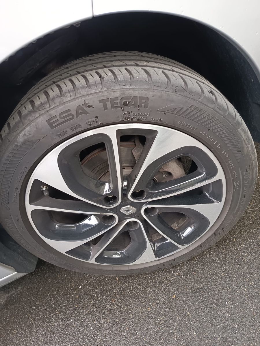 Renault Automobili: Renault Megane frisch ab MFK – Usato da Rorschach venduto da rebi1234 7