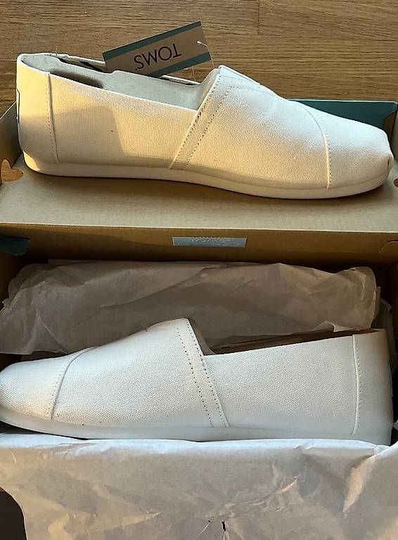 Chaussures hommes: TOMS 43 – D'occasion à St. Gallen par oet_8zxj